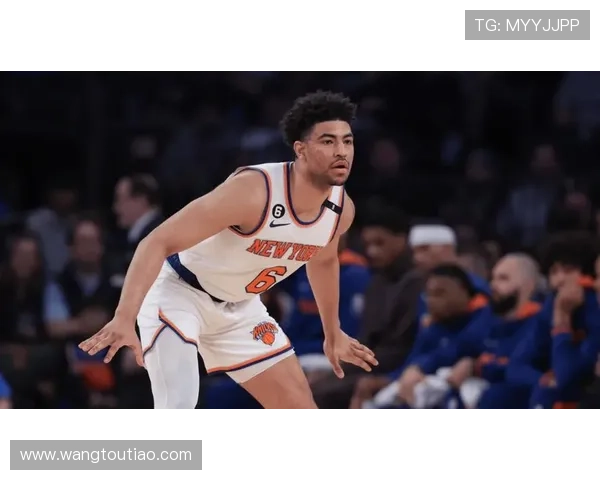 格莱姆斯外线火力全开13投7中三分精准6中4独揽22分助攻抢断齐飞